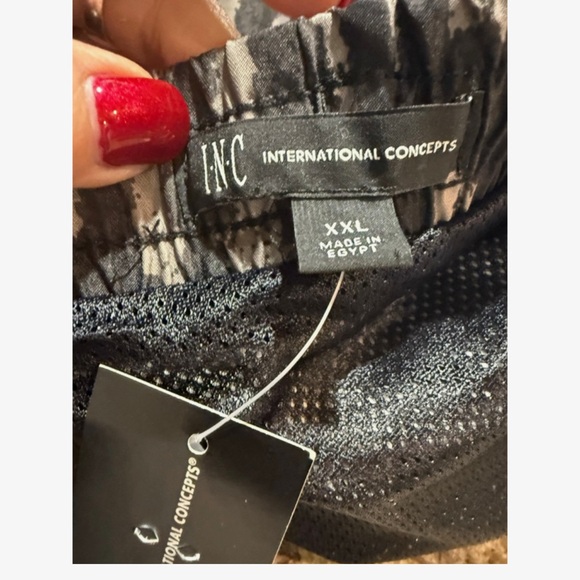 INC International Concepts Charcoal Patterned Swim Trunks - Picture 10 of 10